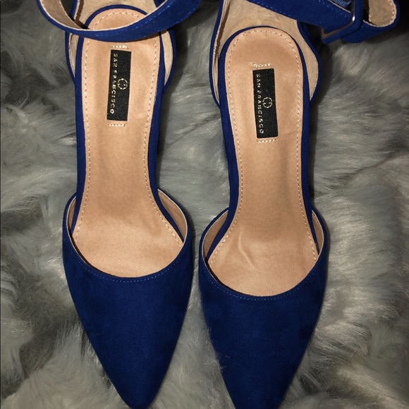 Blue Heels - Picture 4 of 5